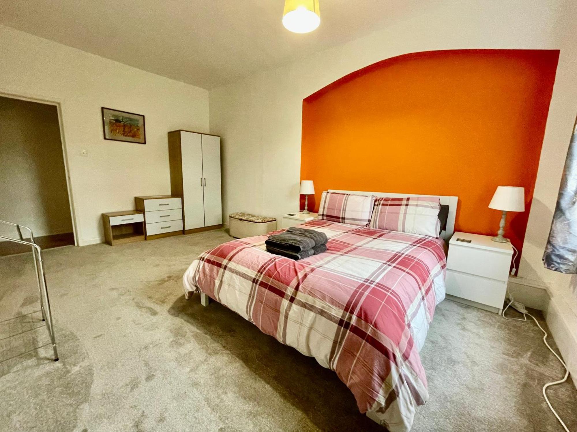 Spacious 3 Bedroom Garden Apartment In Snowdonia National Park Garndolbenmaen Ngoại thất bức ảnh